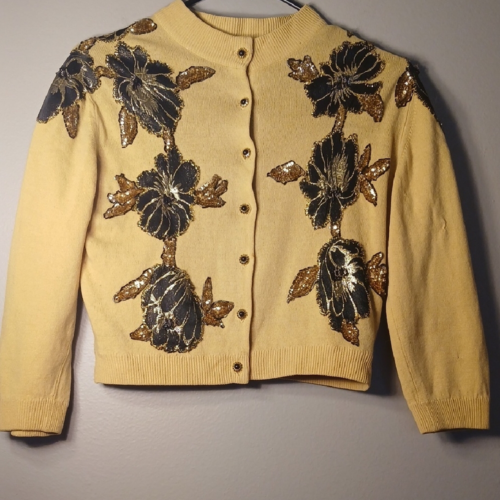 Vintage 50's/60's Yellow Floral Embellished Sweater FASHIONED BY DORODONO S/M